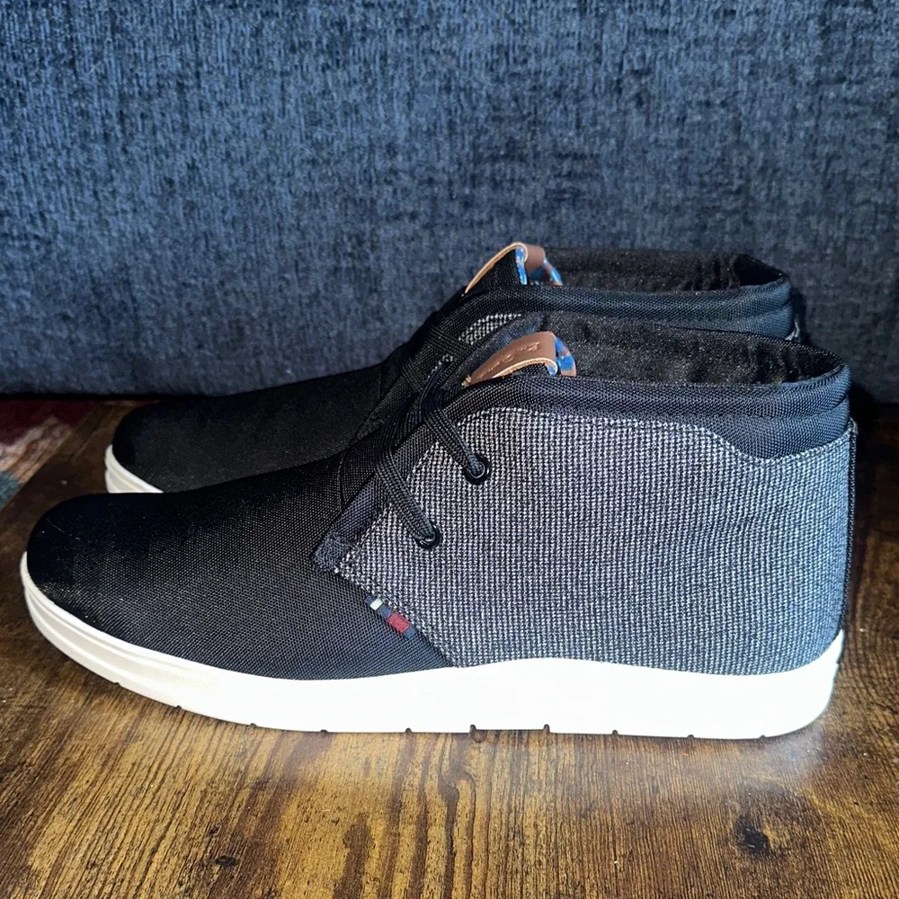 Ben Sherman Lyle Mens Black Fabric/Textit Chukka Boots Sneaker Mid Tops - 10.5